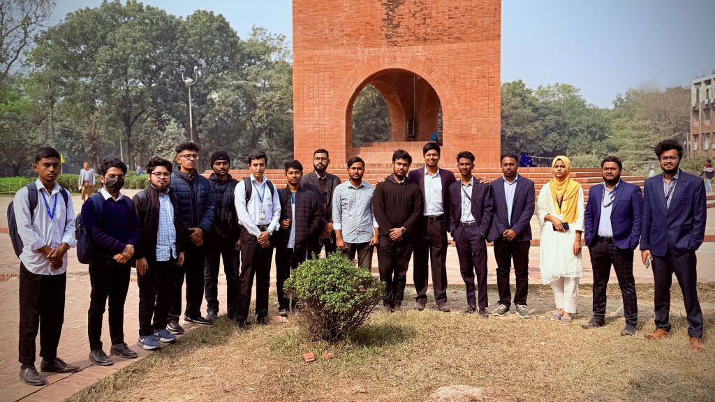 Building Bonds- The SR Dream IT Community Program at Jahangirnagar University